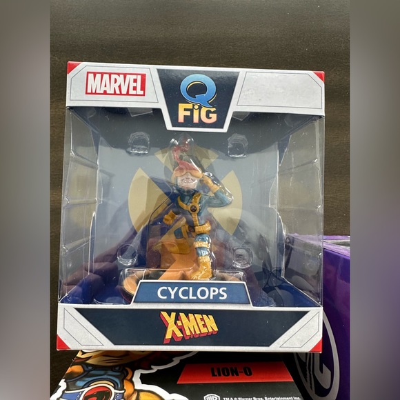 Action Figures. QFig and MiniCo - Picture 8 of 8